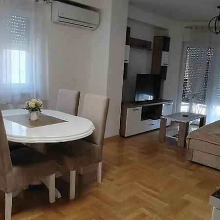 Vrnjacka Banja 아파트 Vrnjci